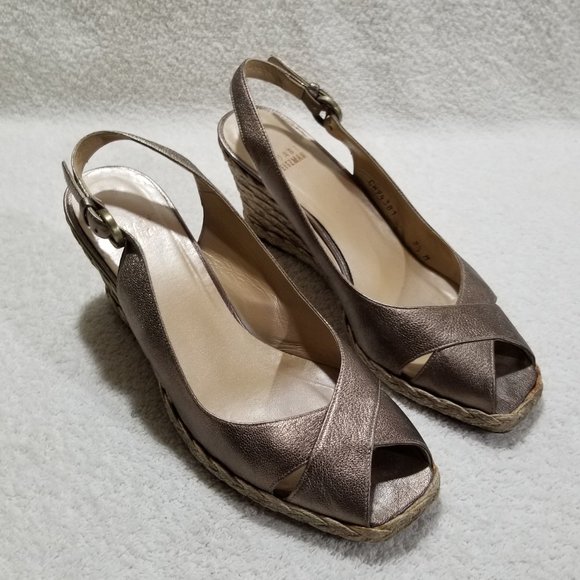 Stuart Weitzman gold metallic leather shoes - Picture 1 of 7